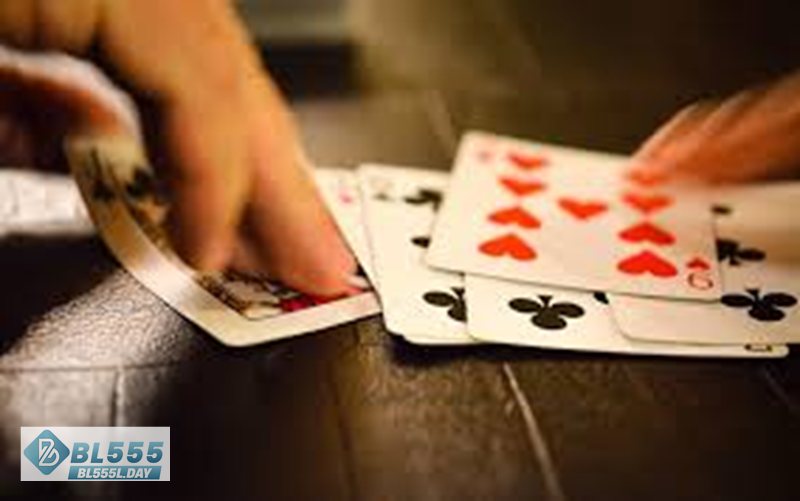 cách chơi sâm giỏi - Khi bài lẻ nhiều, không có đôi